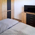 Moderne 4-zimmer Ferienwohnung, Naehe Tegernsee شقة فالي