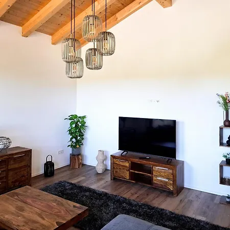 Moderne 4-zimmer Ferienwohnung, Naehe Tegernsee *