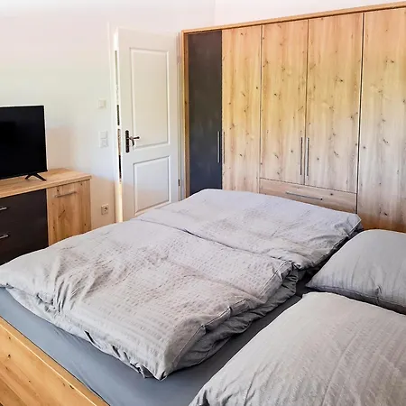 Moderne 4-zimmer Ferienwohnung, Naehe Tegernsee Apartament *
