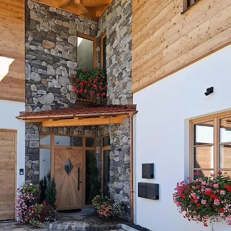 Moderne 4-zimmer Ferienwohnung, Naehe Tegernsee Apartmán *